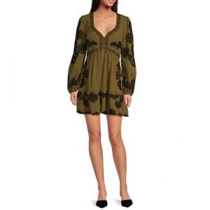 NWT Chelsea and Violet Embroidered Floral Mini Dress